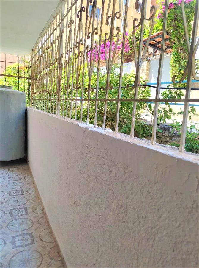 Lighting Jasminum Apartment Saranda Extérieur photo