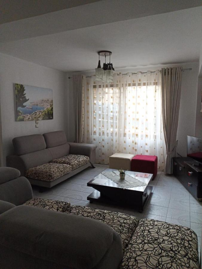 Lighting Jasminum Apartment Saranda Extérieur photo